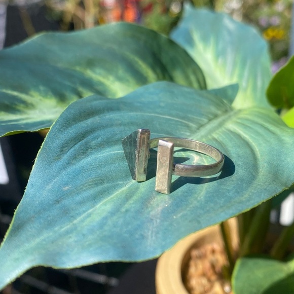 Geometric Silver Ring - Picture 4 of 4